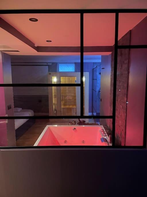 Le Cocon Des Granges - Suite Sauna Jaccuzi Spa Bonnieres-sur-Seine Εξωτερικό φωτογραφία