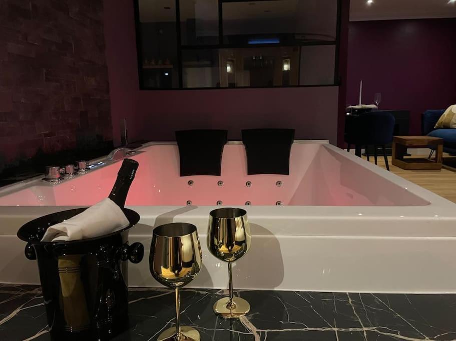 Le Cocon Des Granges - Suite Sauna Jaccuzi Spa Bonnieres-sur-Seine Εξωτερικό φωτογραφία